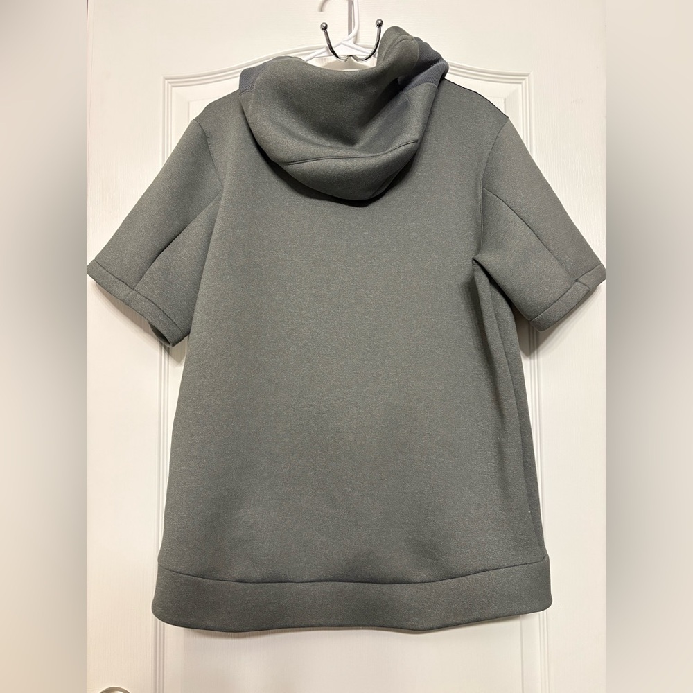 Nike Gray Hooded Short Sleeve - Picture 8 of 10